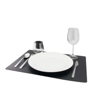 Bordbrikke Raw, 45 x 33,1 cm, Sort Lær